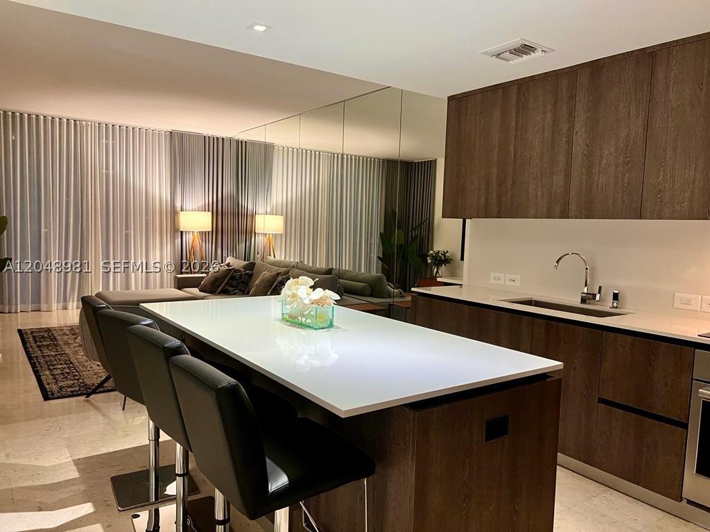 88 SW 7th St 808 — photo