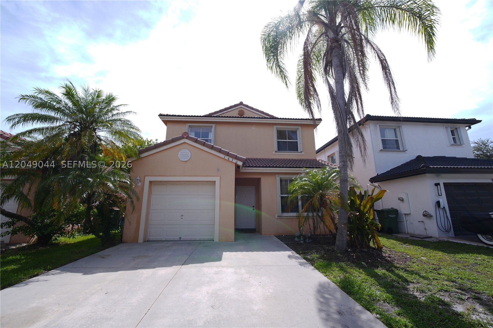 1430 SE 18th Pl — photo