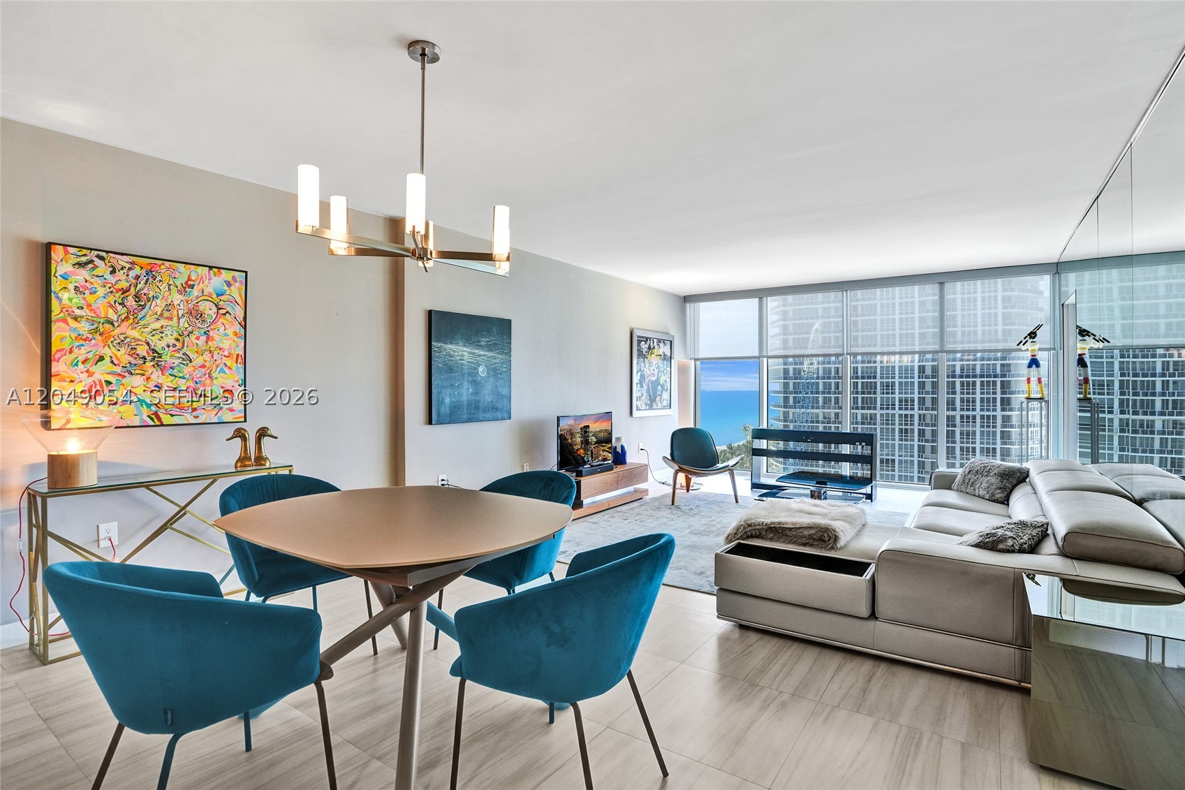 10275 Collins Ave 1116 — photo