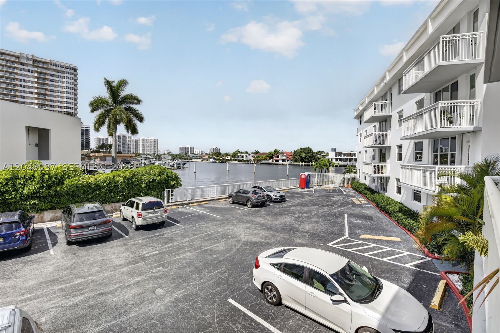 1913 S Ocean Dr 225 — photo
