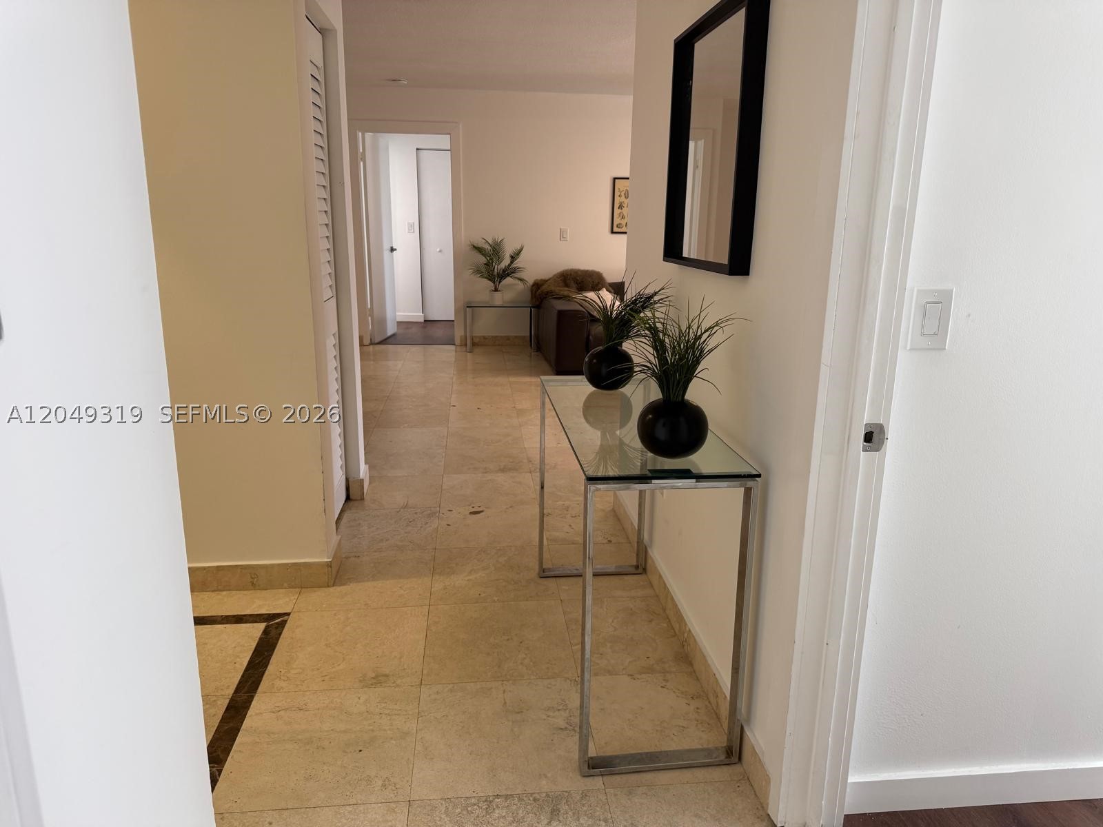 19555 E Country Club Dr 8602 — photo