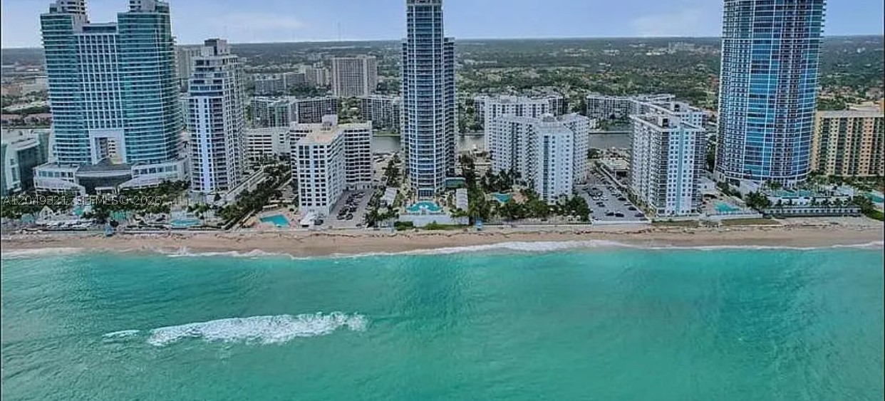 3101 S Ocean Dr 1406 — photo