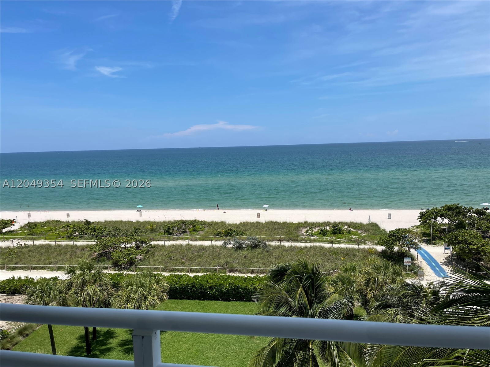 8911 Collins Ave 505 — photo