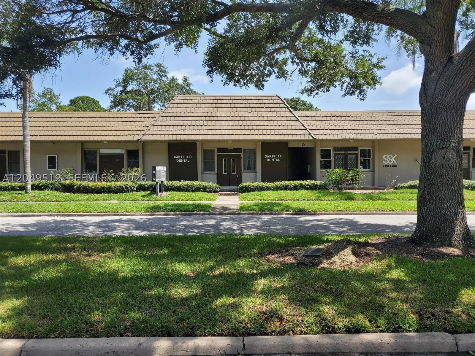 1016 Ponce De Leon Blvd 2 — photo
