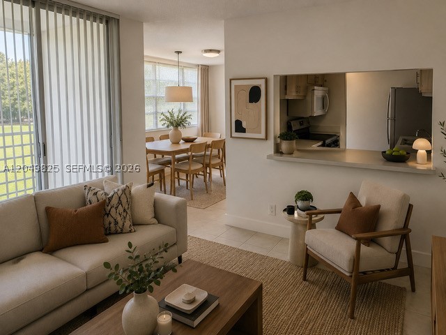 9441 Live Oak Pl 209 — photo