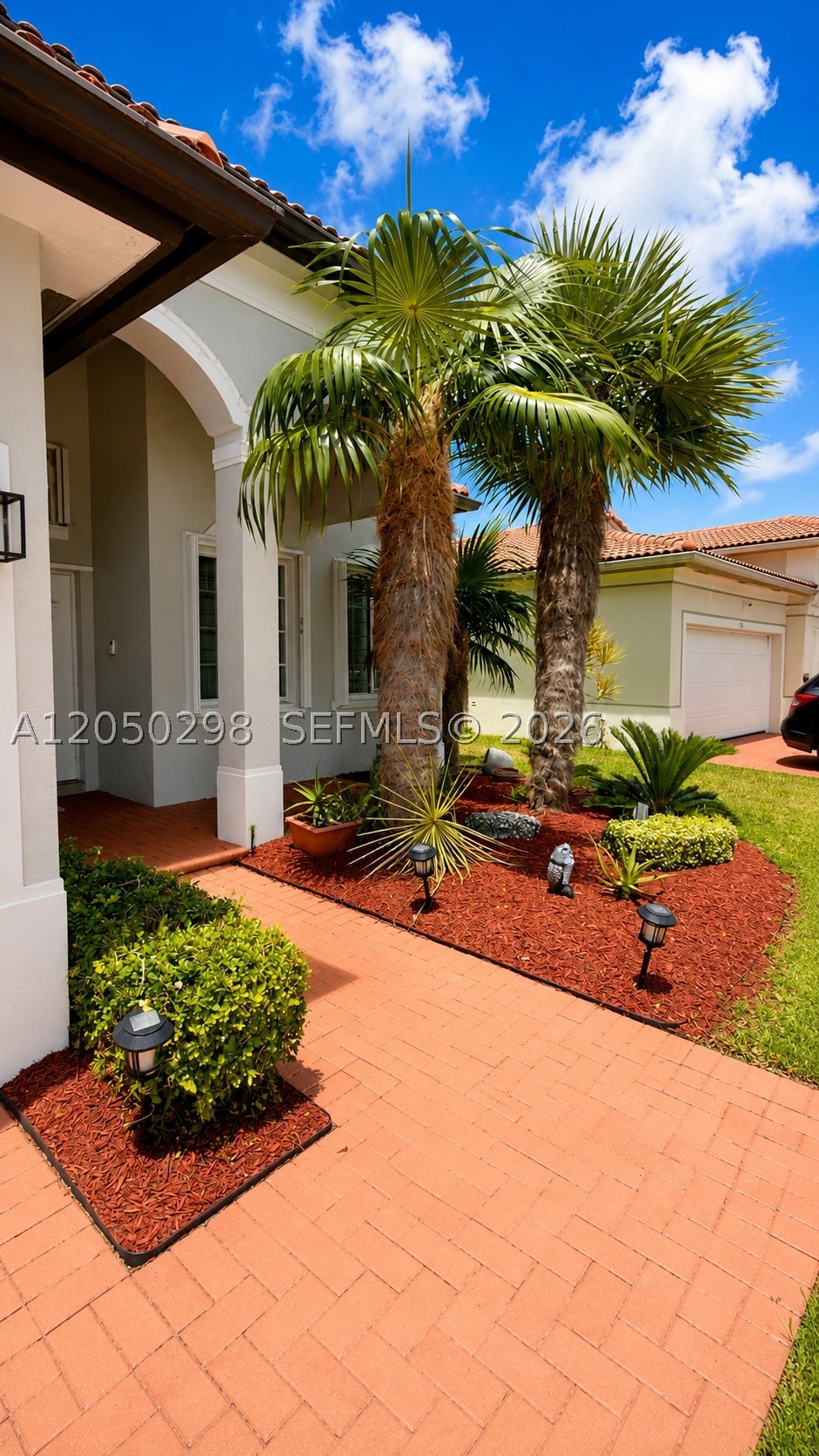 2116 NE 38th Road, Homestead, FL 33033 — photo 2