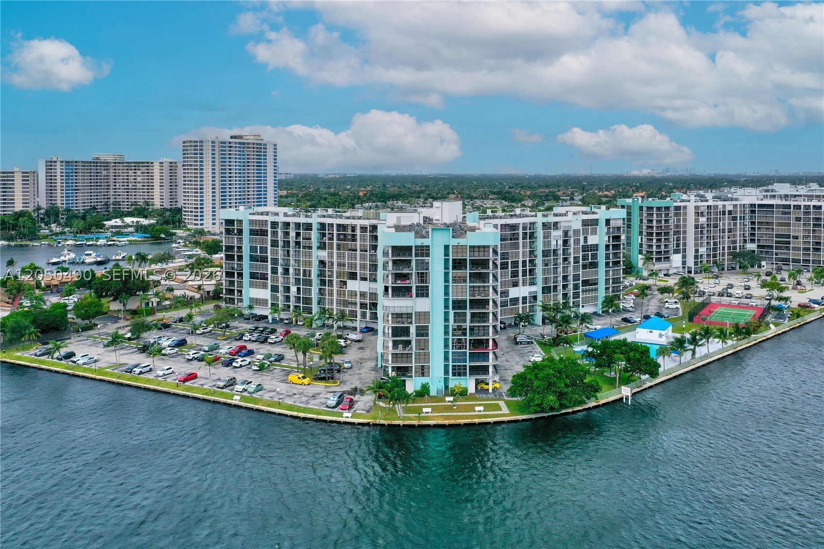 200 E Leslie Dr 722 — photo