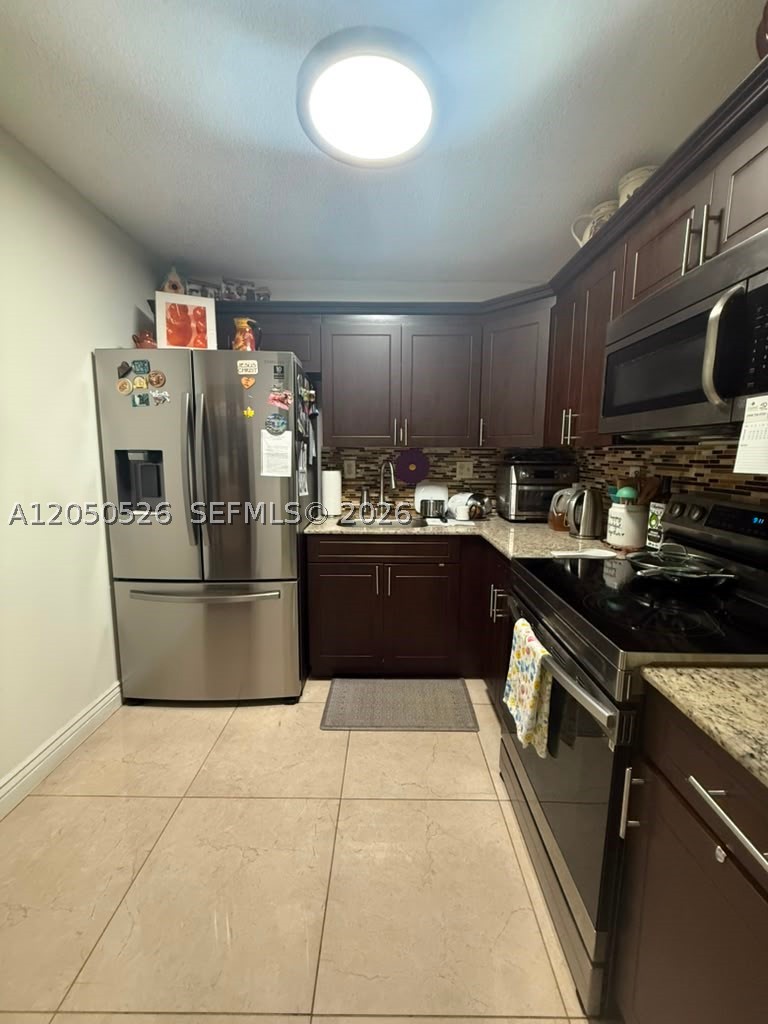 9405 W Flagler St 212D — photo
