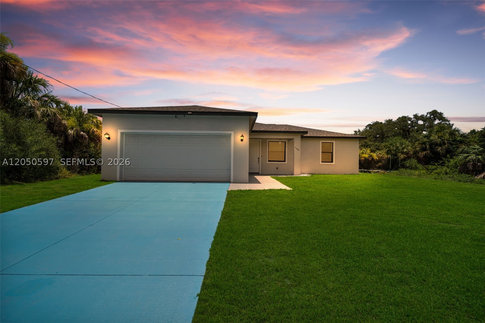 1109 N Hilton Cir — photo