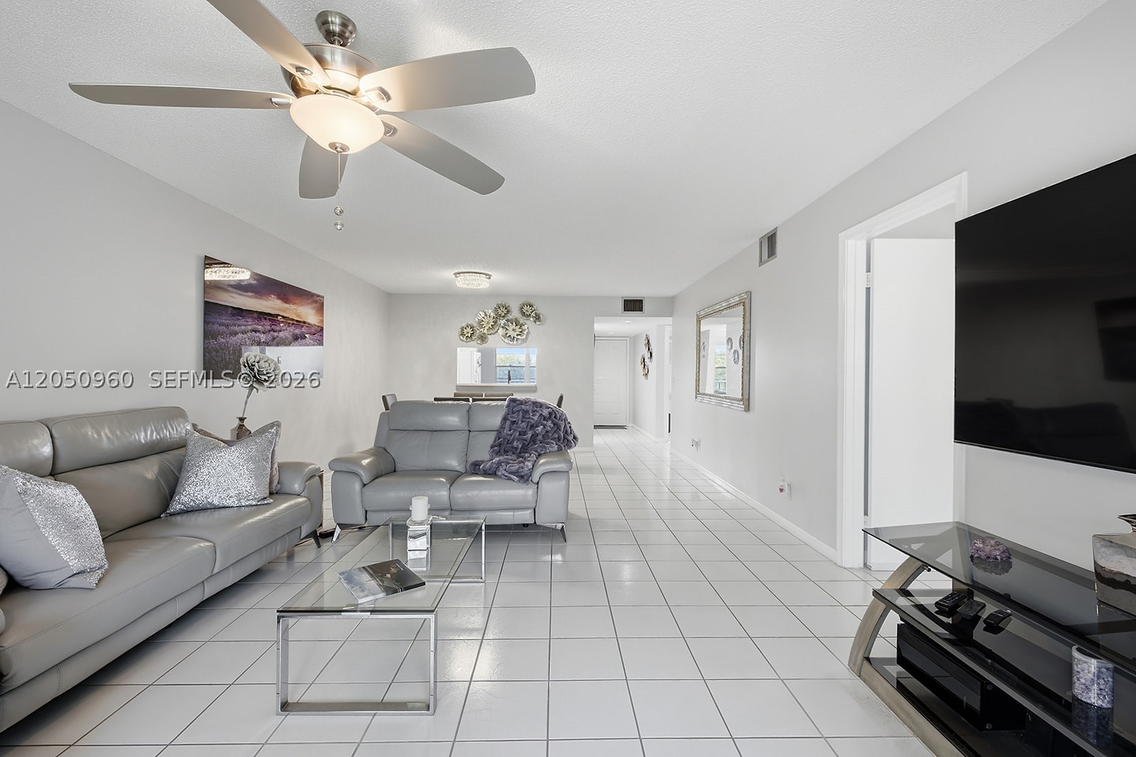 1300 SW 125th Ave 406K — photo