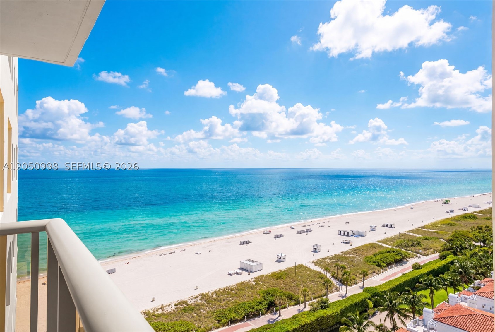 6039 Collins Ave 1624 — photo