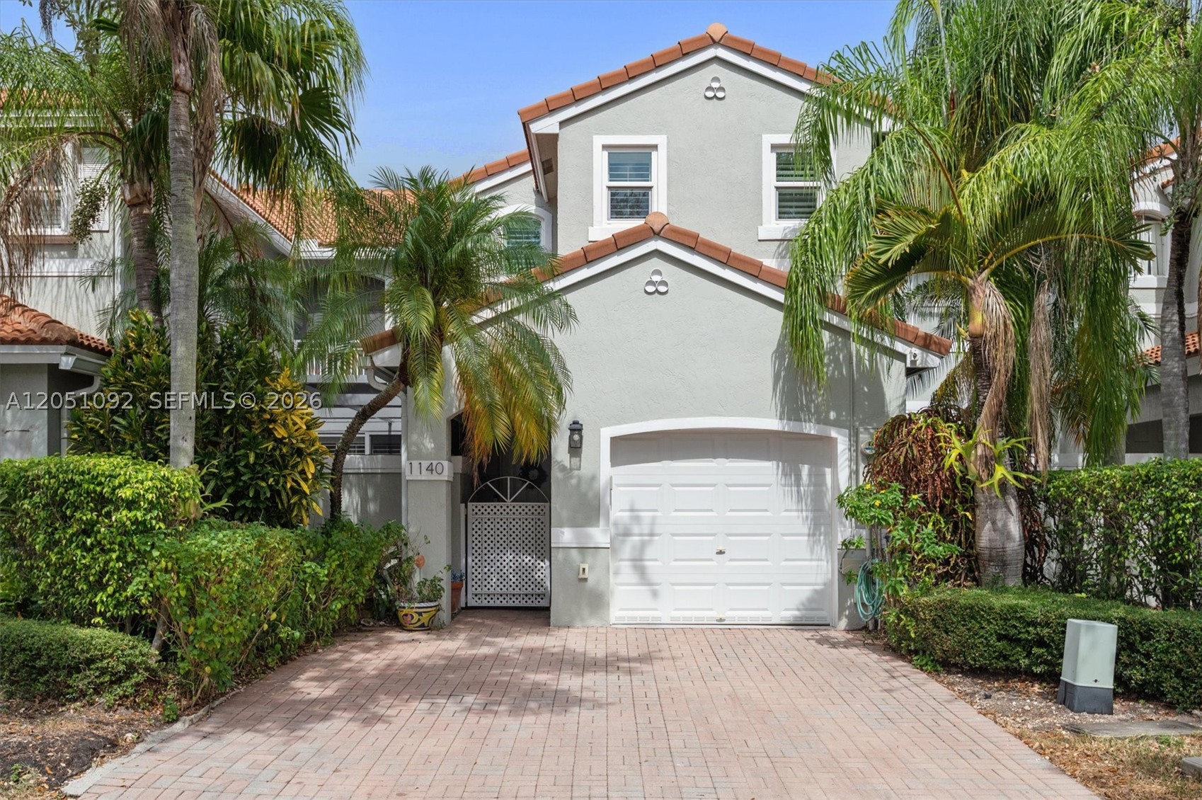 1140 Weeping Willow Way — photo