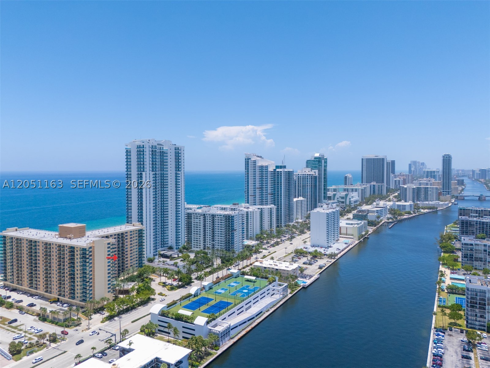 2501 S Ocean Dr 828 — photo