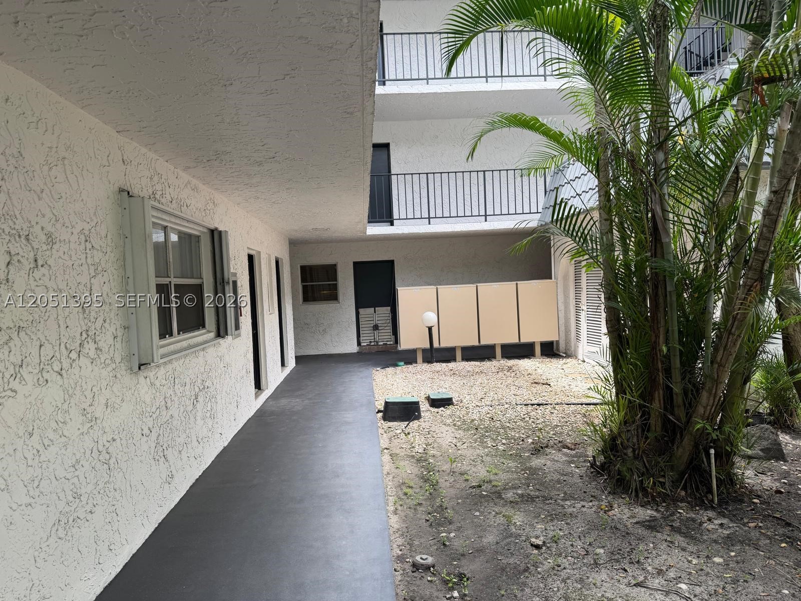 3280 Spanish Moss Ter 110 — photo