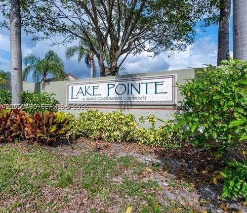 212 Lake Pointe Dr 112 — photo