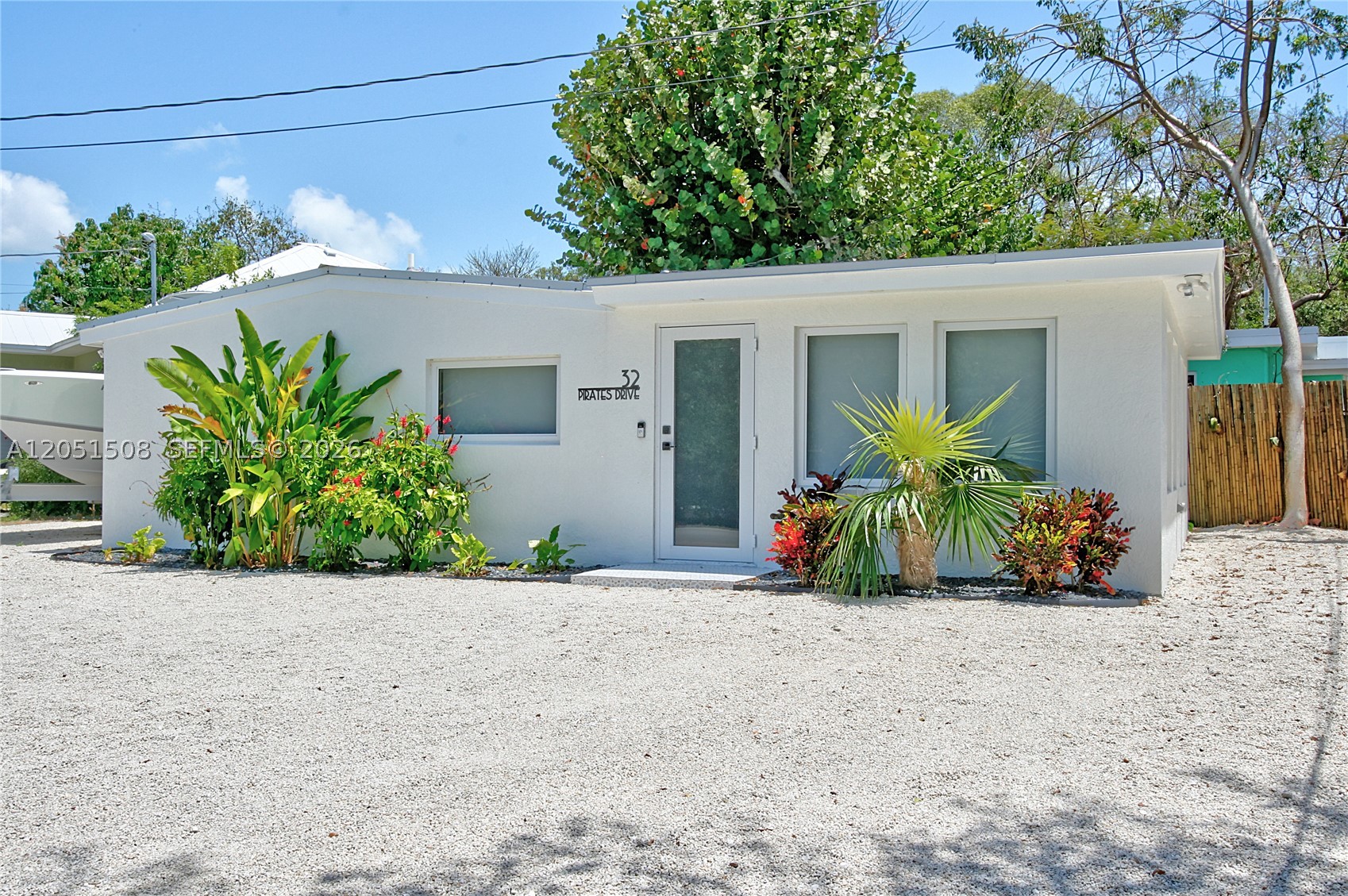 32 Pirates Dr — photo