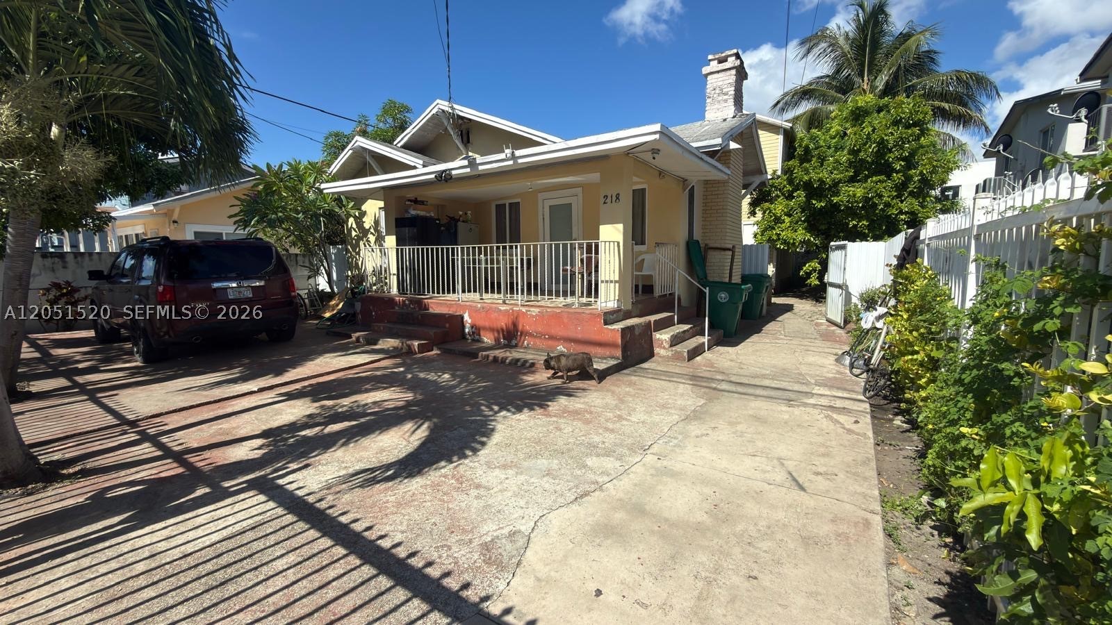 218 SW 10th Ave — photo