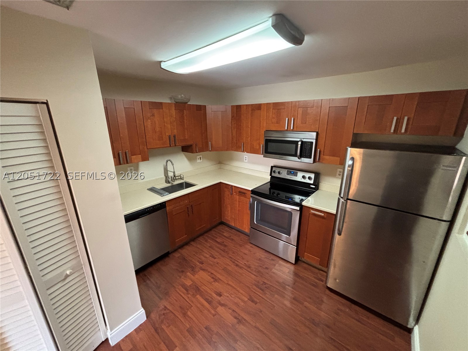 10521 Mahogany Key Cir 204 — photo