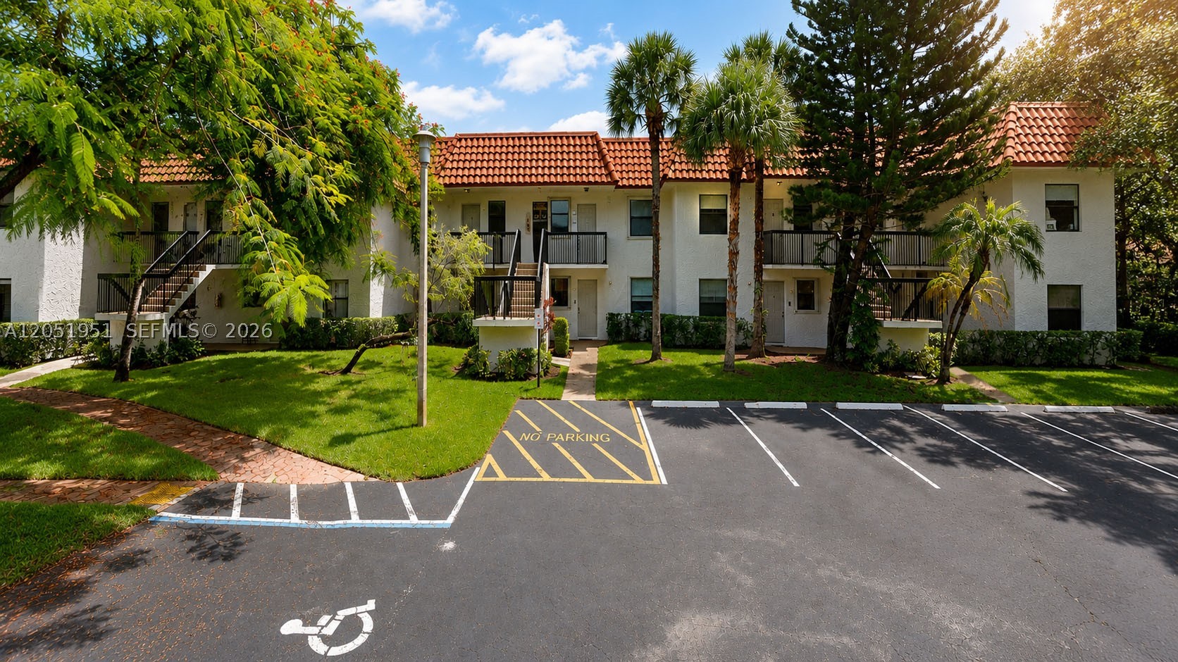 15701 W Waterside Cir 205 — photo