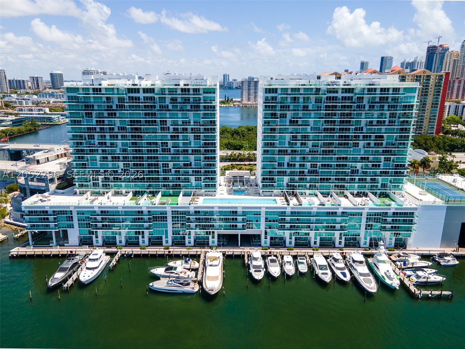 400 Sunny Isles Blvd 1604 — photo