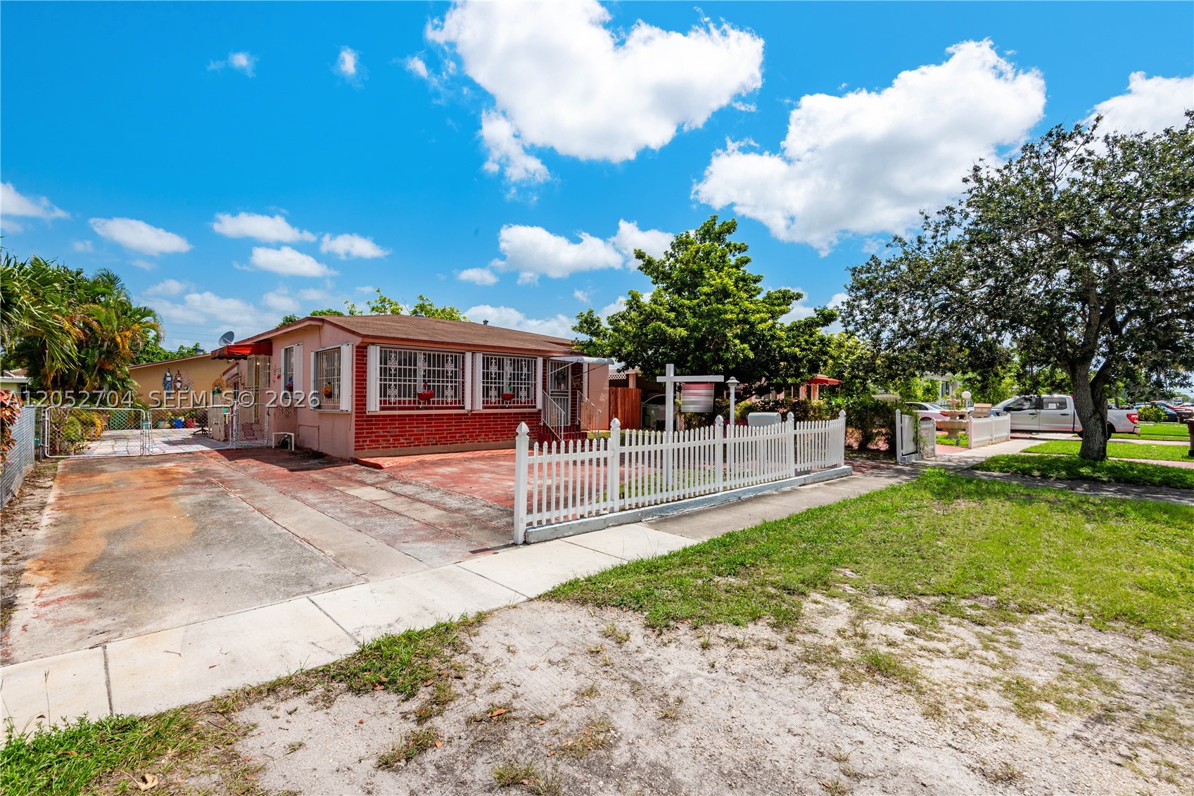 225 E 43rd Street, Hialeah, FL 33013 — photo 2