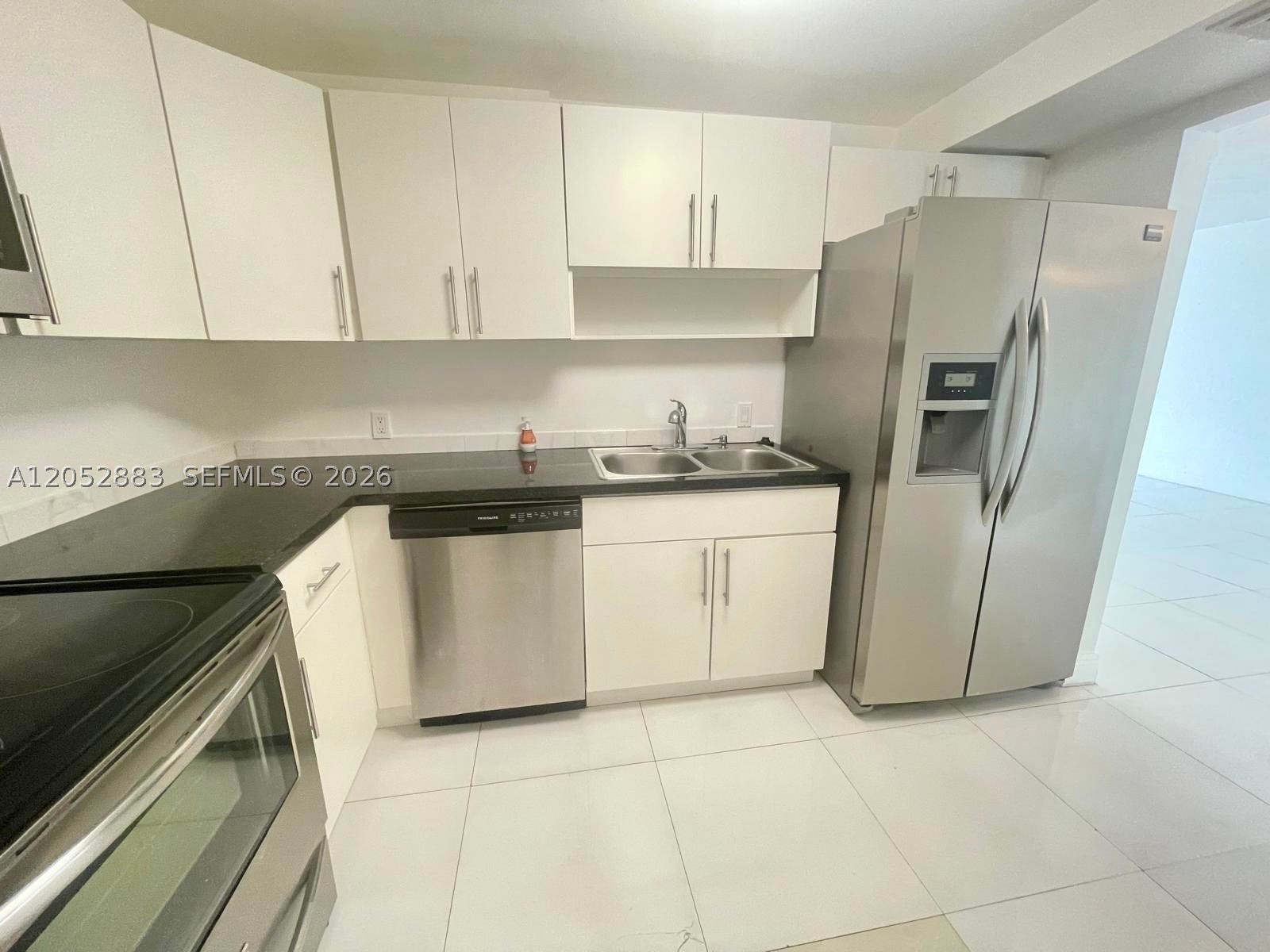 13155 Ixora Ct 201 — photo