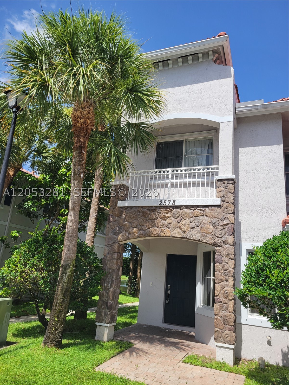 2578 SW 82 Av 101 — photo