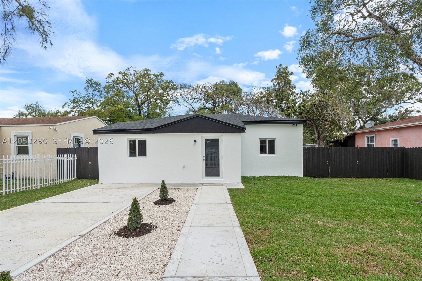 1305 Dunad Avenue — photo