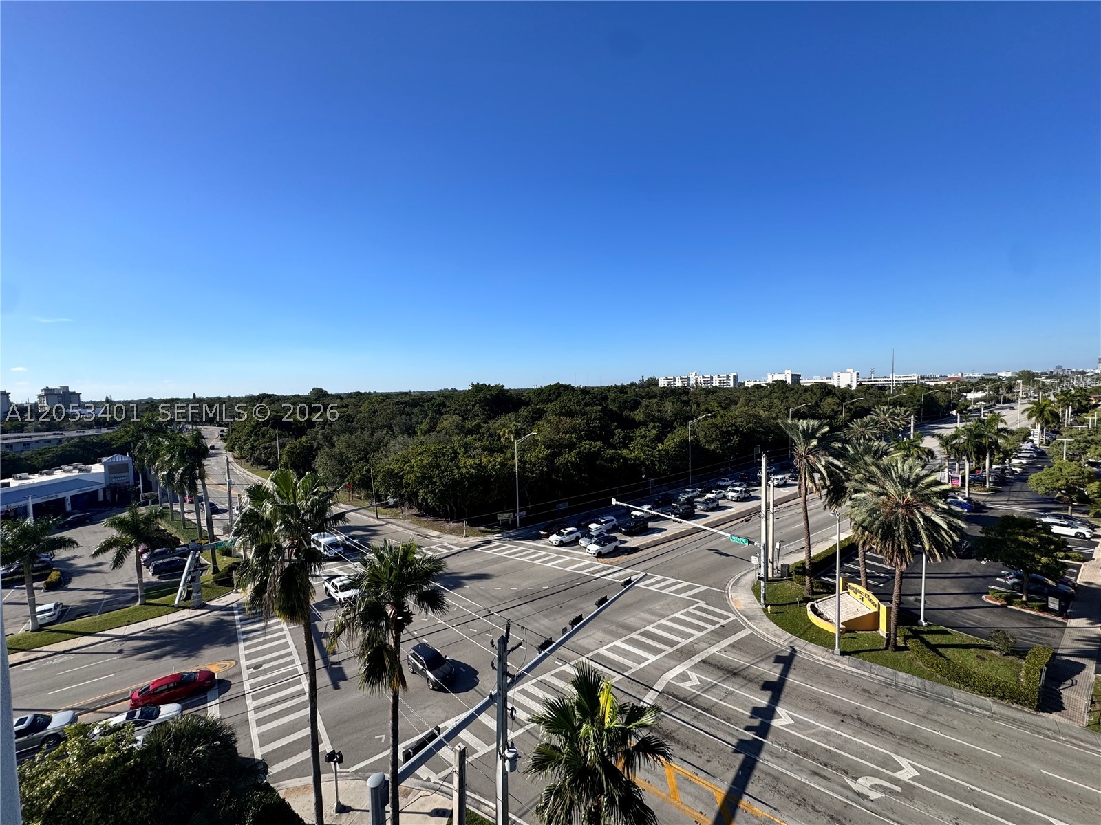13499 Biscayne Blvd 703 — photo