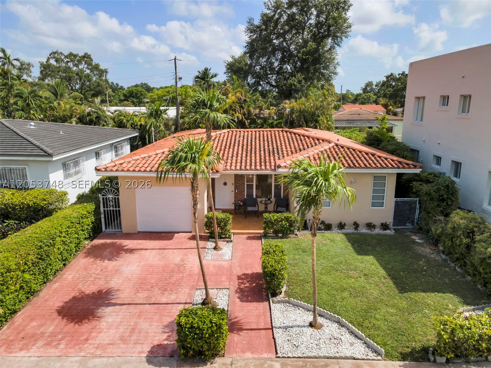 35 Oviedo Ave — photo