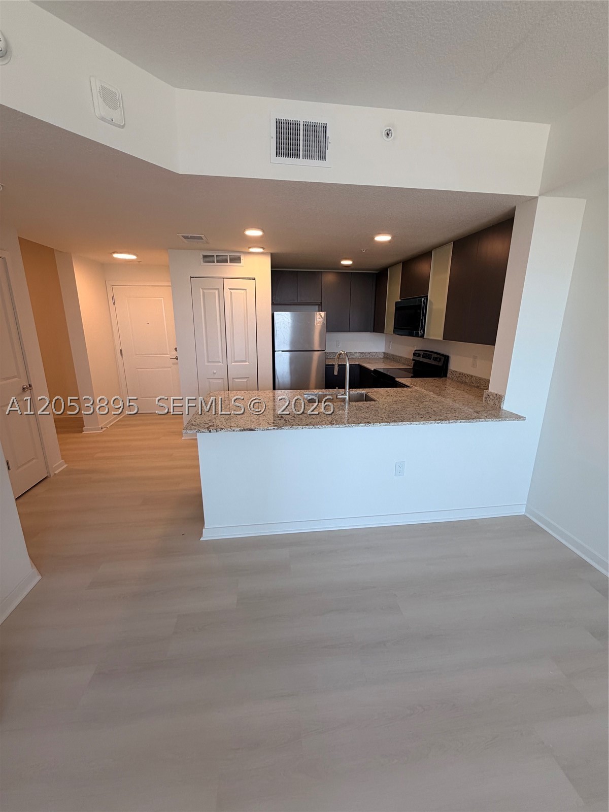 5563 Millenia Park Blvd 310 — photo