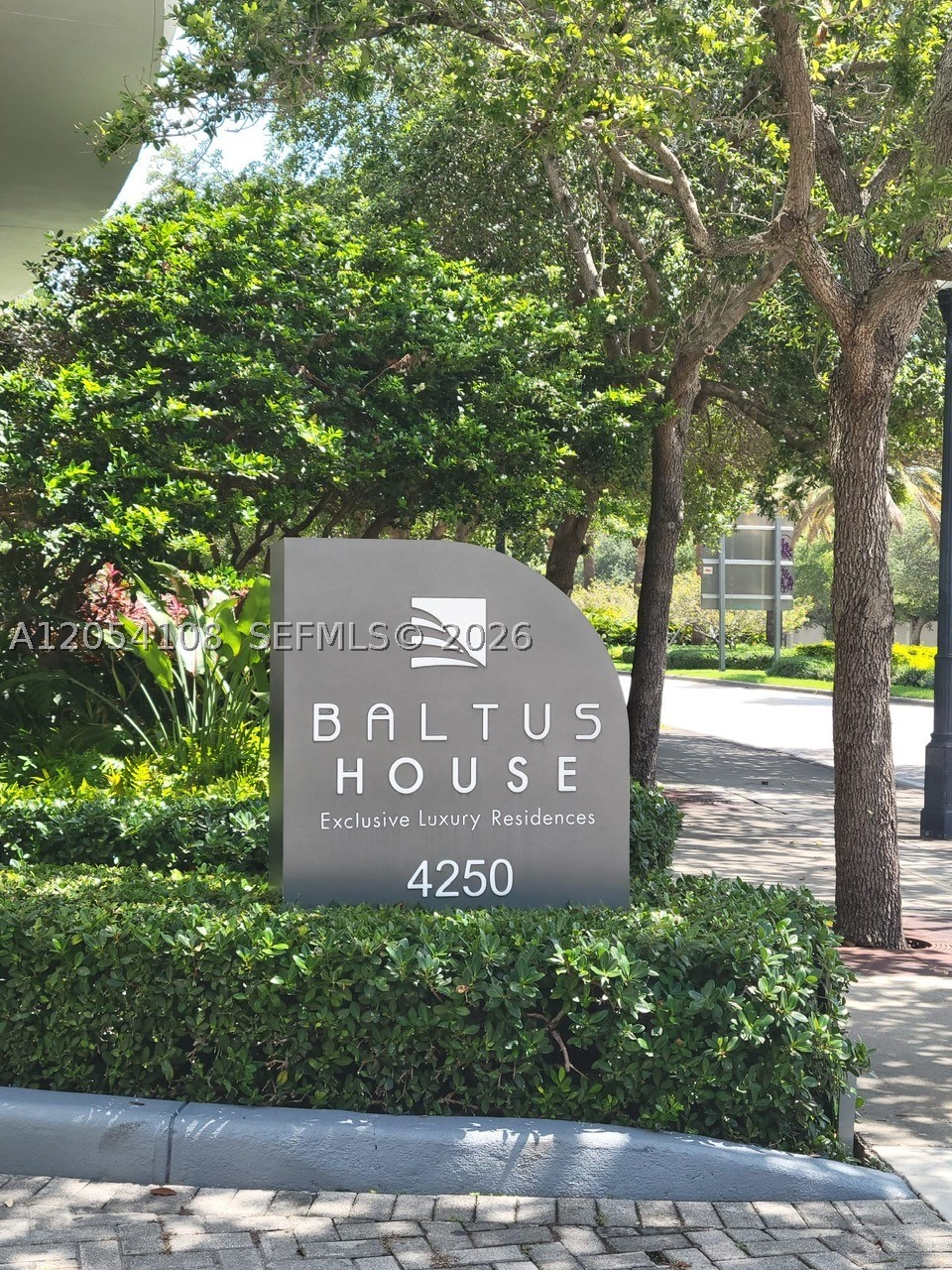 4250 Biscayne Blvd 806 — photo