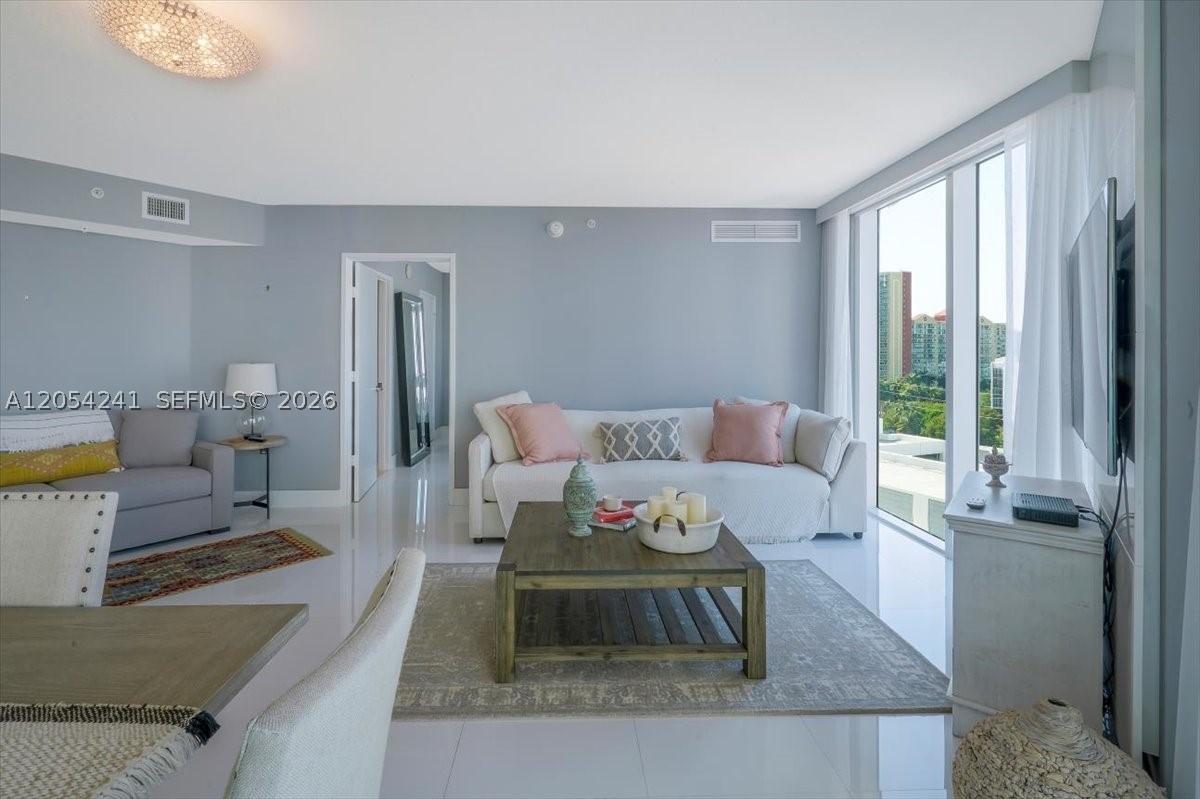 250 Sunny Isles Blvd 3-902 — photo