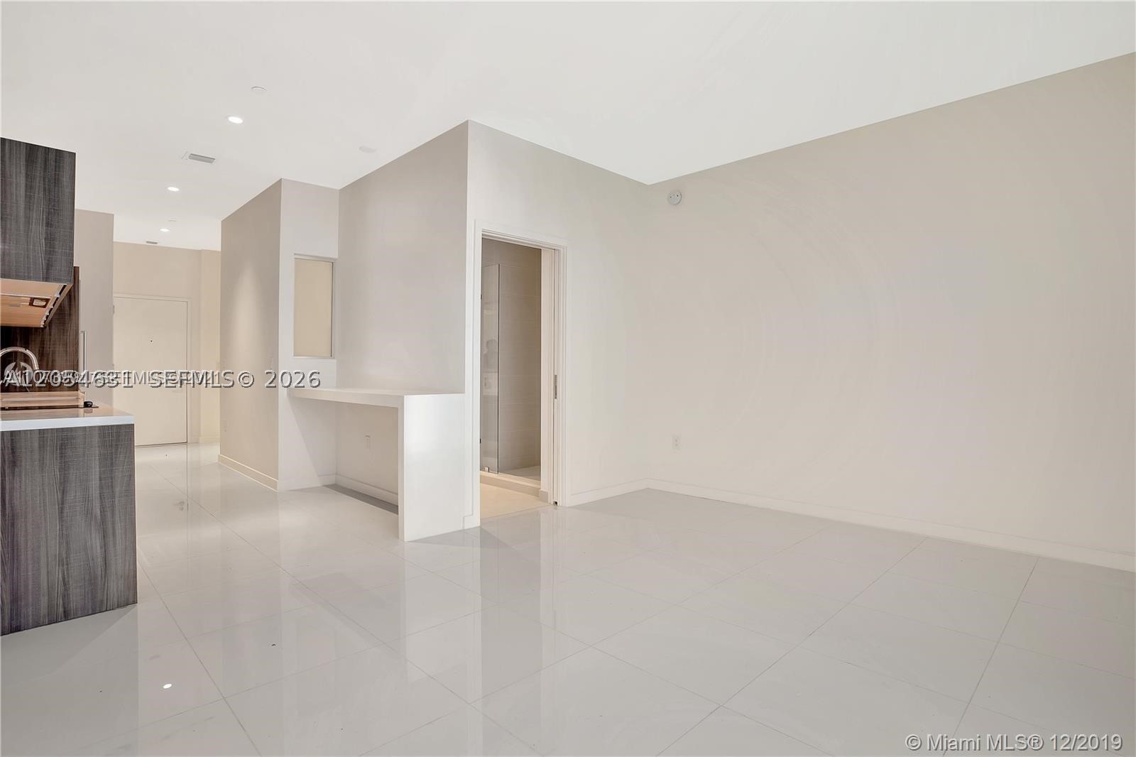 851 NE 1st Ave 504 — photo