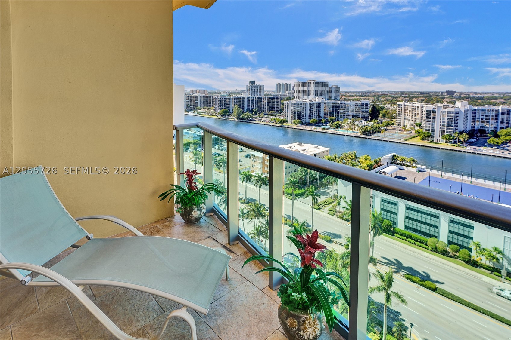 2501 S Ocean Dr 1628 — photo