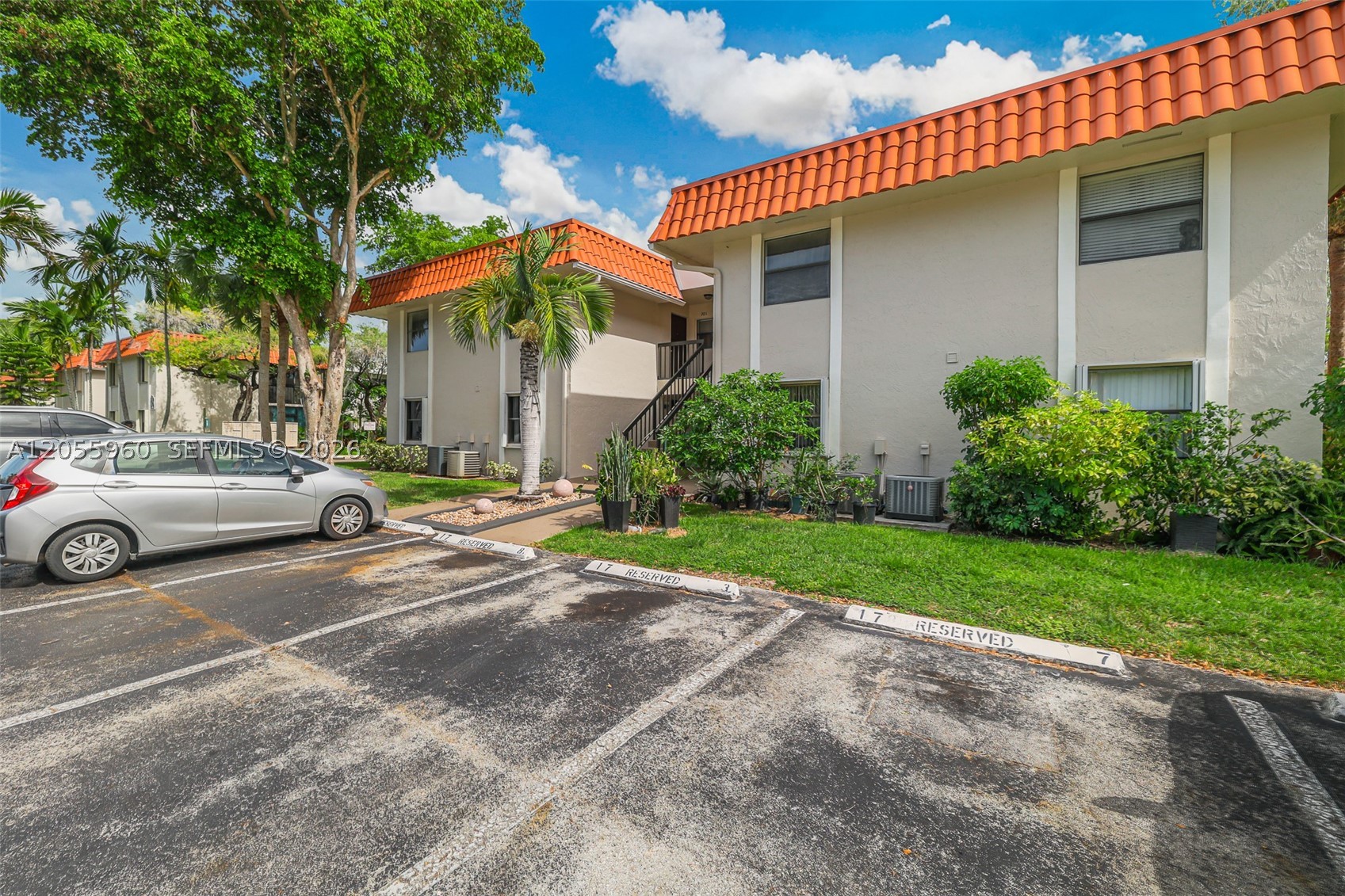 9732 Hammocks Blvd 203-17 — photo