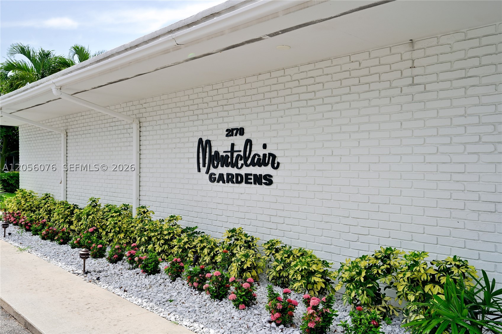 2170 NE 51 Ct B6 — photo