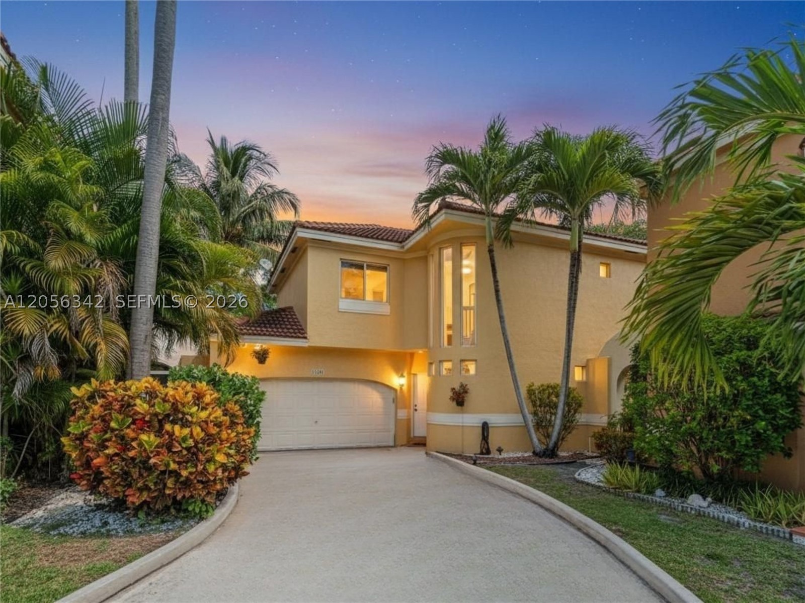 11407 Lakeview Dr — photo