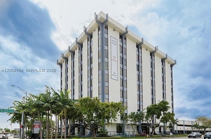 12550 Biscayne Blvd 403 — photo