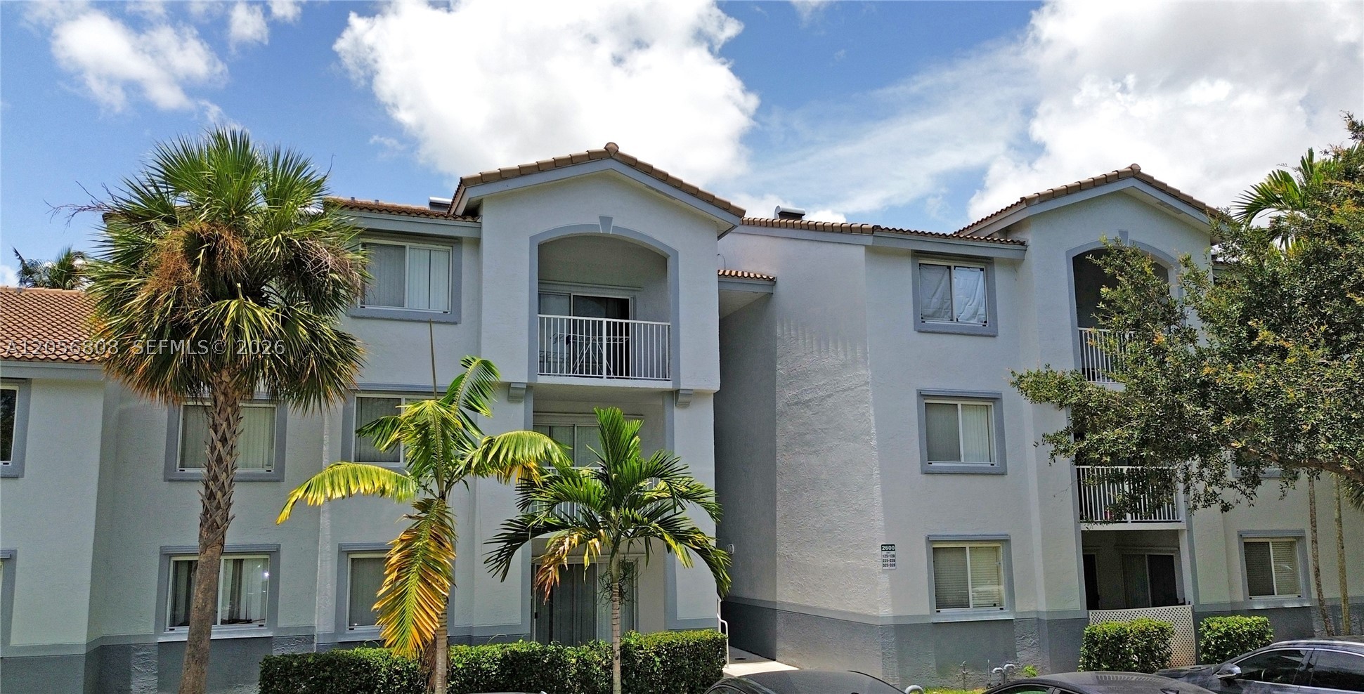 2600 S University Dr 228 — photo