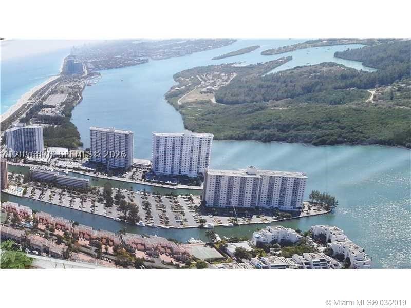 300 Bayview Dr Unit 207 — photo