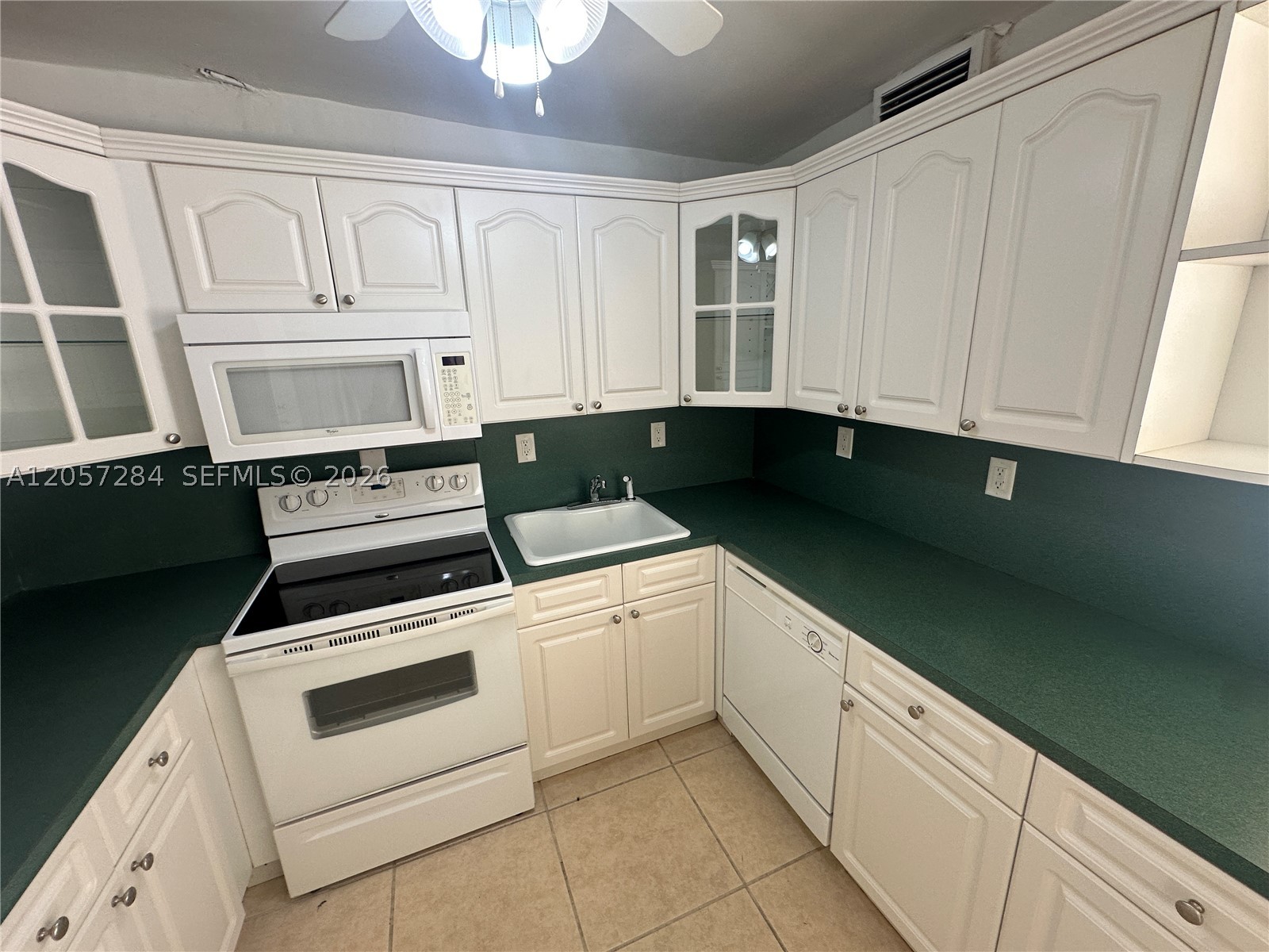 12590 NE 16th Ave 509 — photo