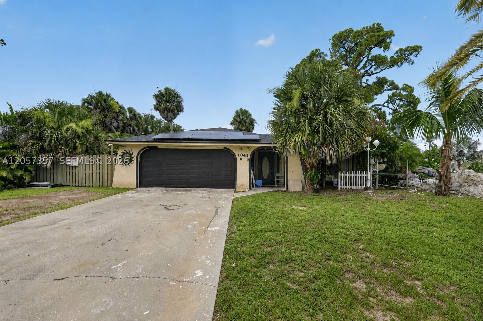 1041 Sanger Street — photo