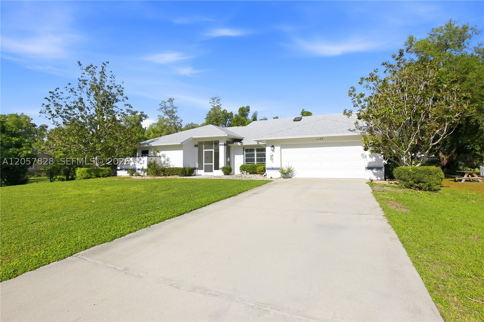 1169 Presque Isle Dr — photo