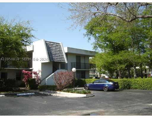 4000 N Cypress Dr 205 — photo