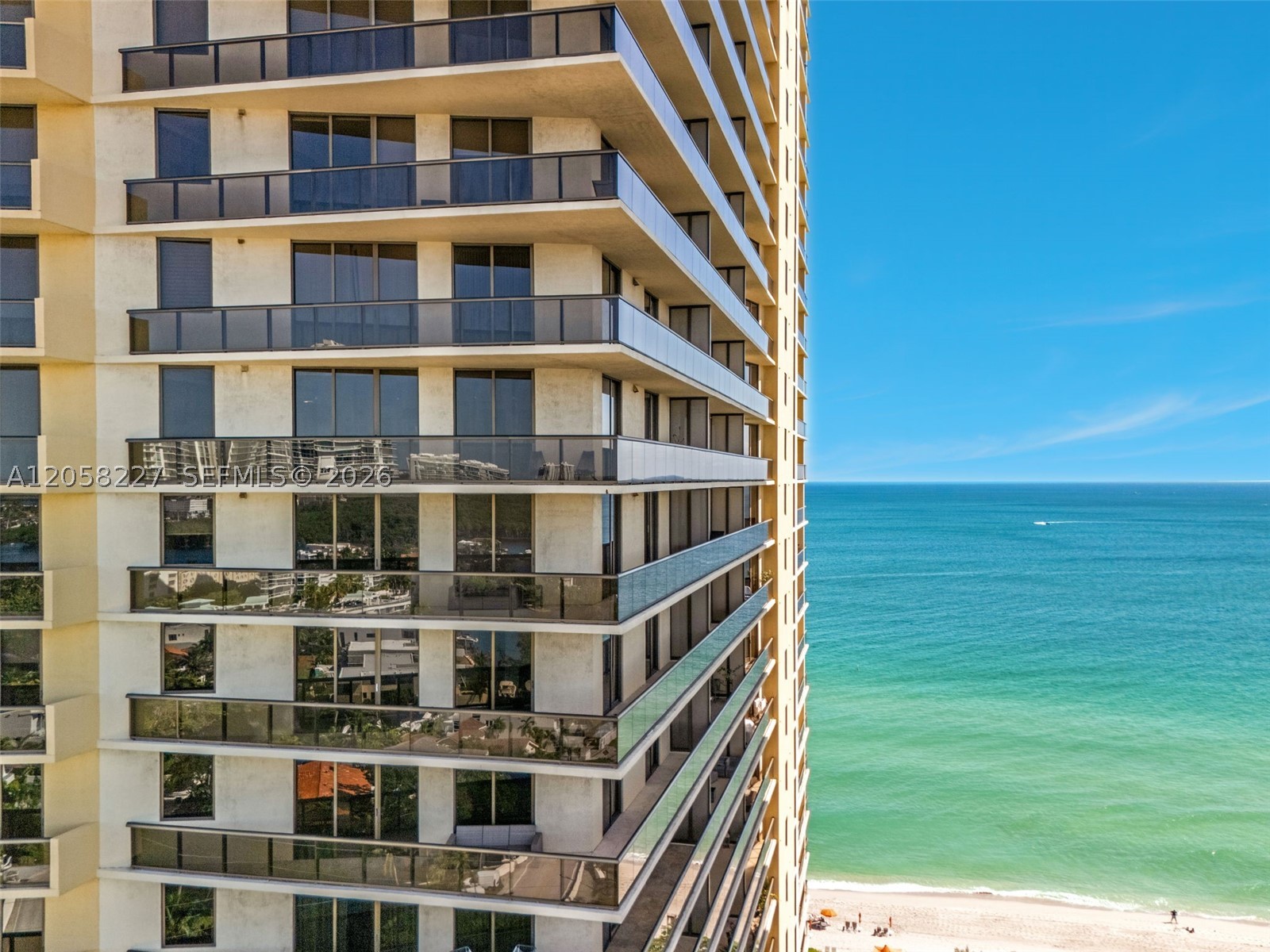 16275 Collins Ave 1604 — photo