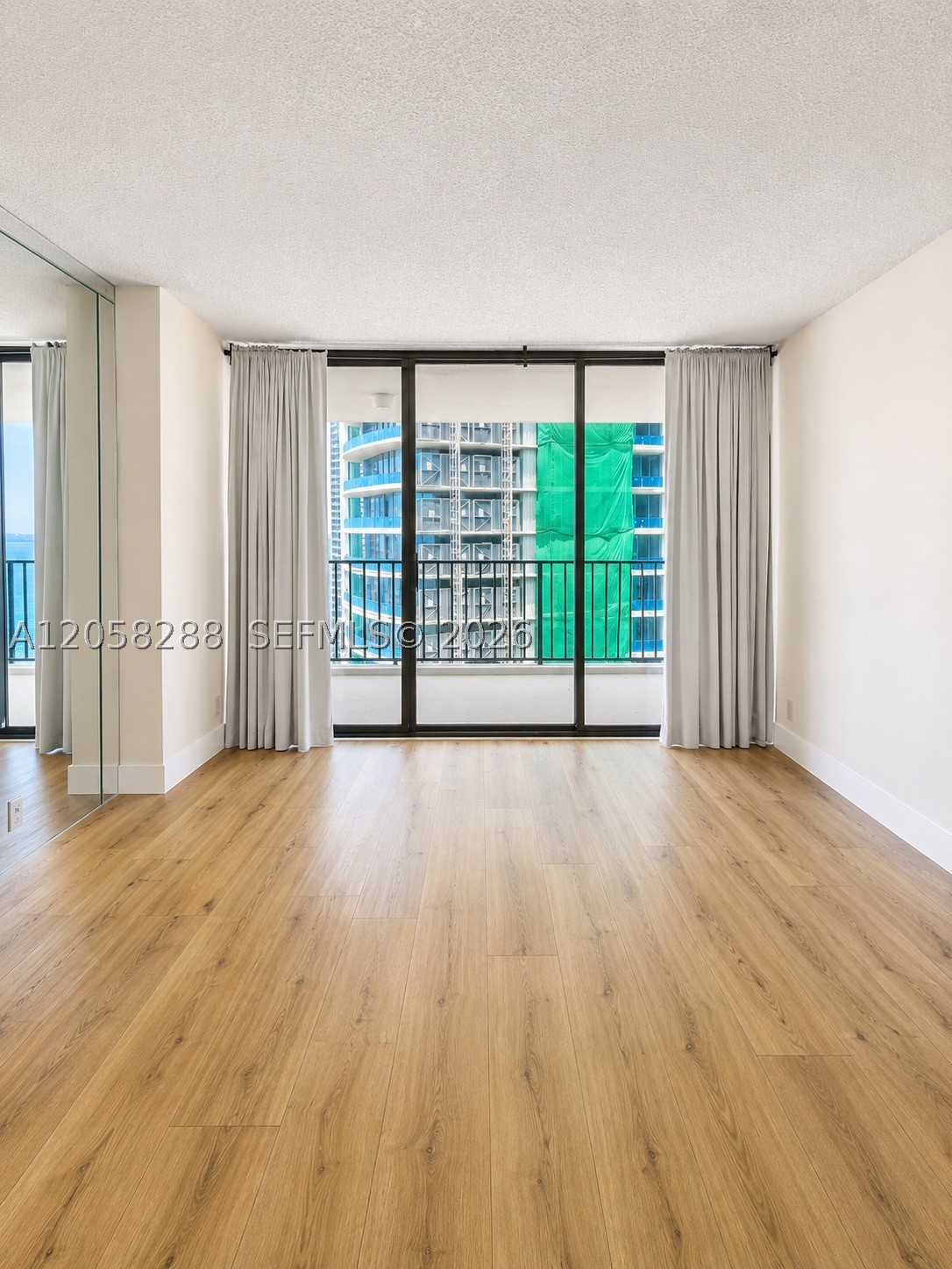 1865 Brickell Ave a1802 — photo