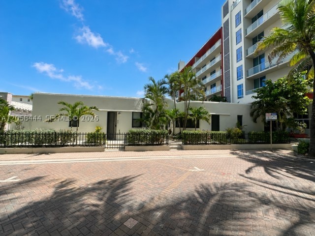 323 Fillmore St 10 — photo