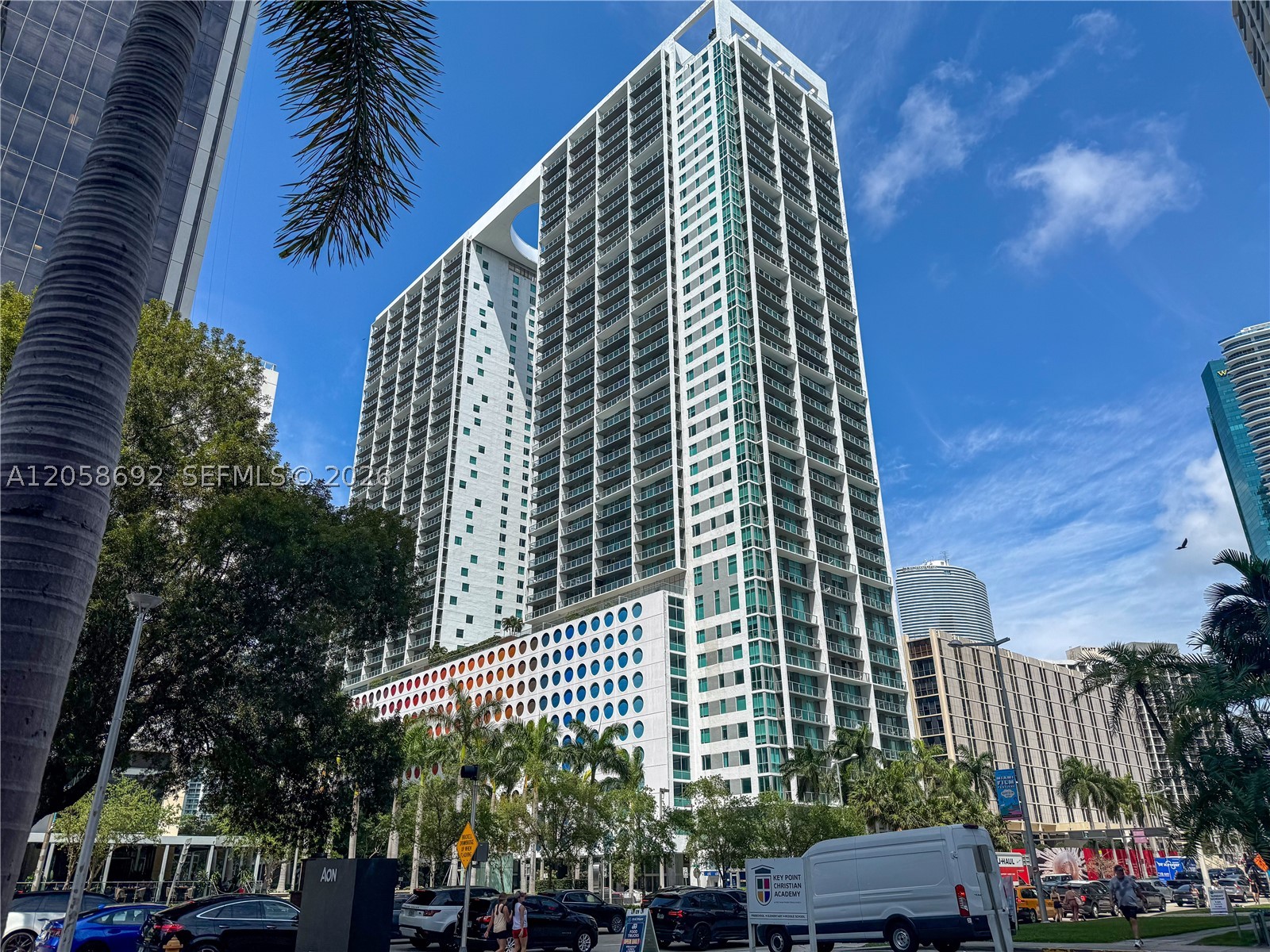500 Brickell Ave 1407 — photo