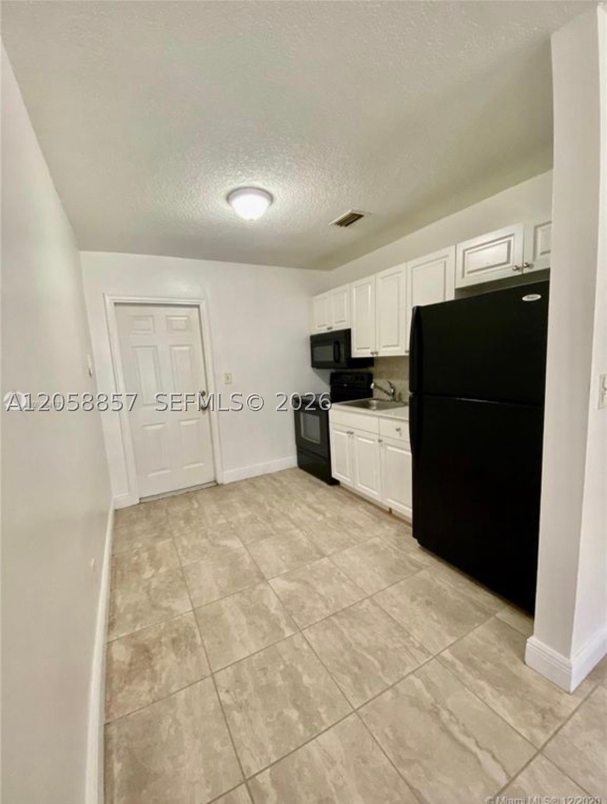 4141 SW 20th St 3 — photo
